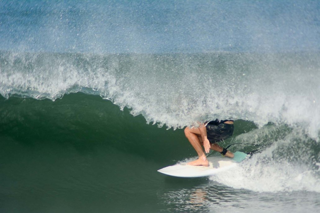 The 5 Best Female Surfers - Mondo Surf Village