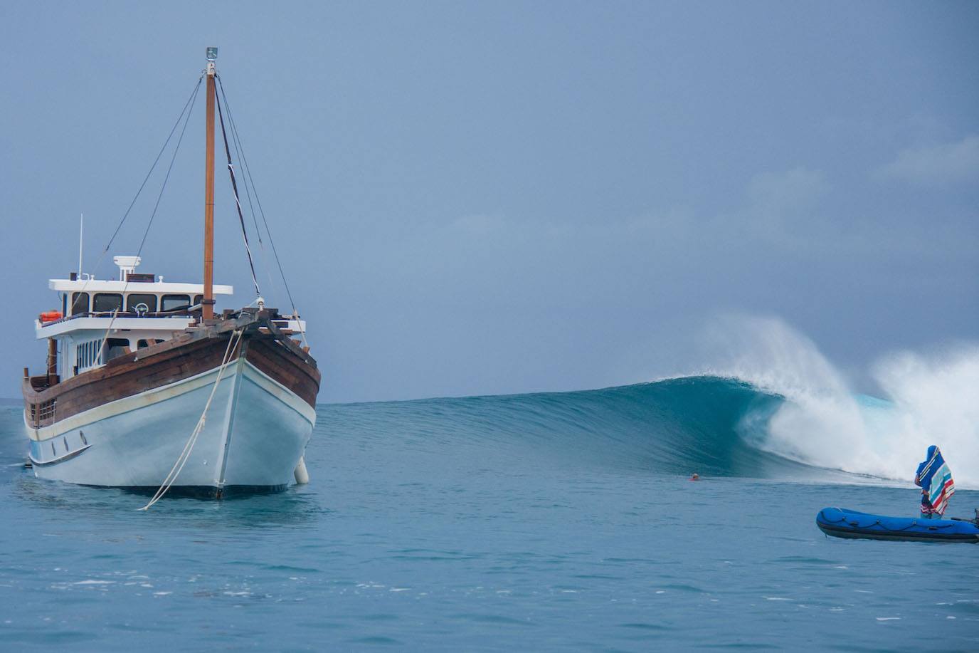 How to Plan a Surf Boat Trip 2019: 5 Tips You Need to Know ...