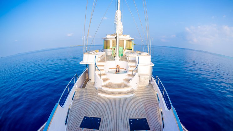 whirlpool on board the Soneva in Aqua