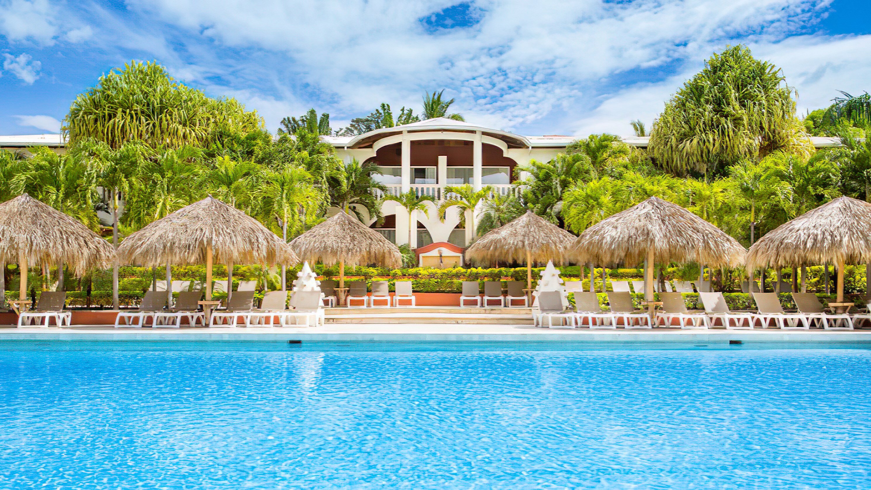 Tamarindo Diria Beach Resort Offers Iconic Style Close To Beginner Breaks Luex