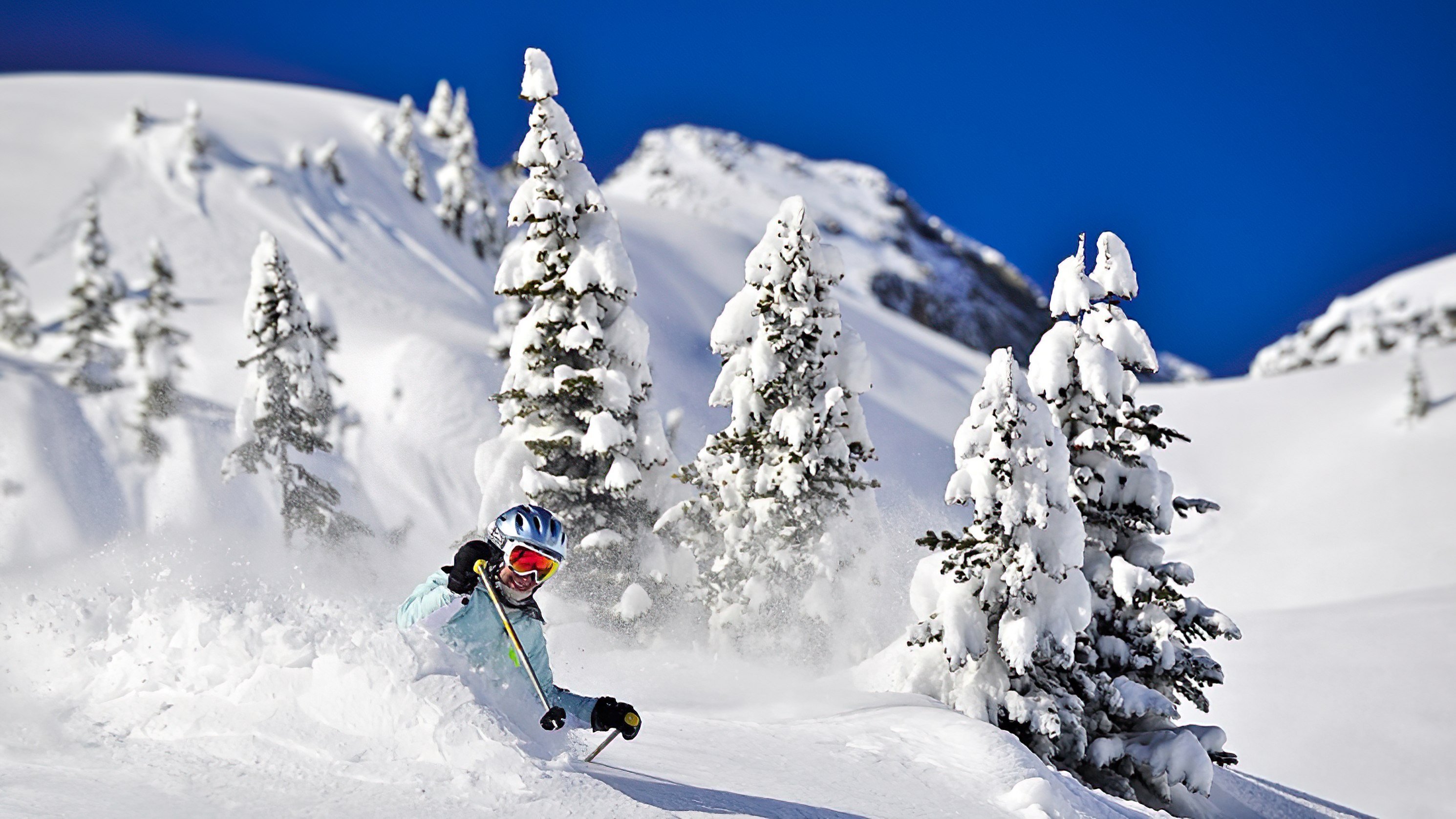 selkirk-tangiers-heli-skiing-revelstoke-canada-luex