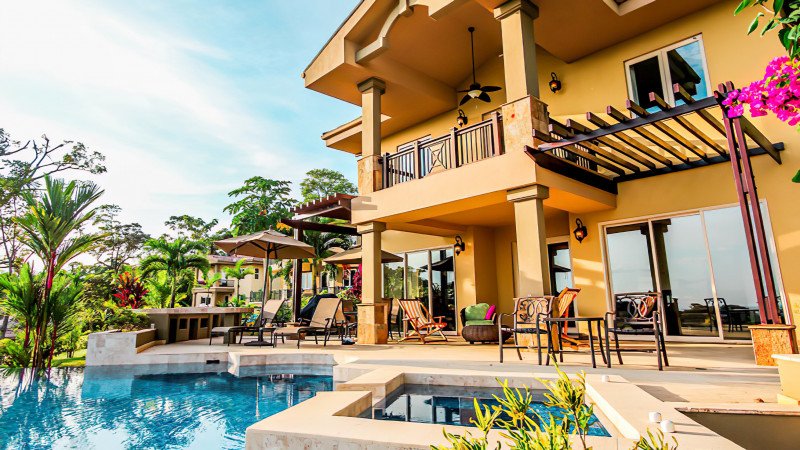 Red Frog Beach Resort