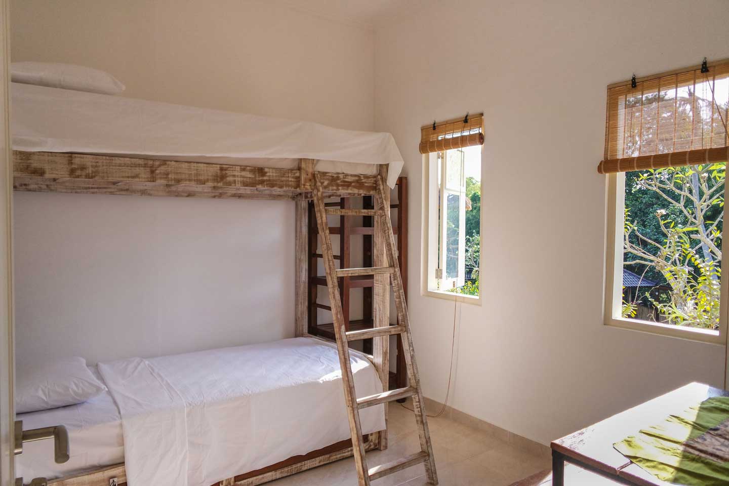 room batur