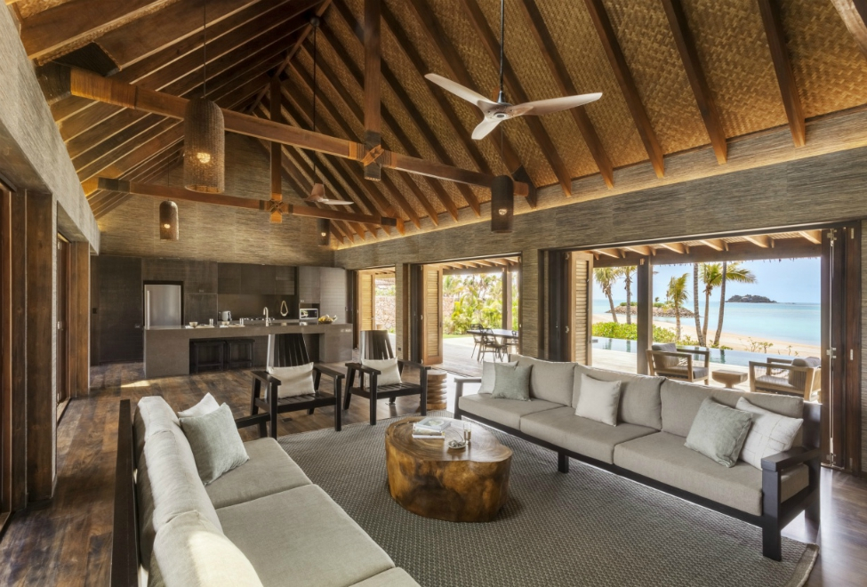 Three bedroom beachfront